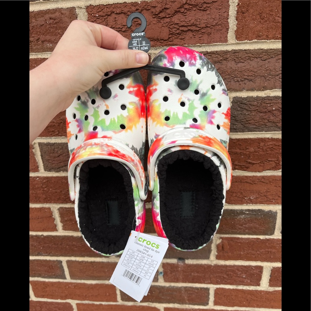 Lined Crocs